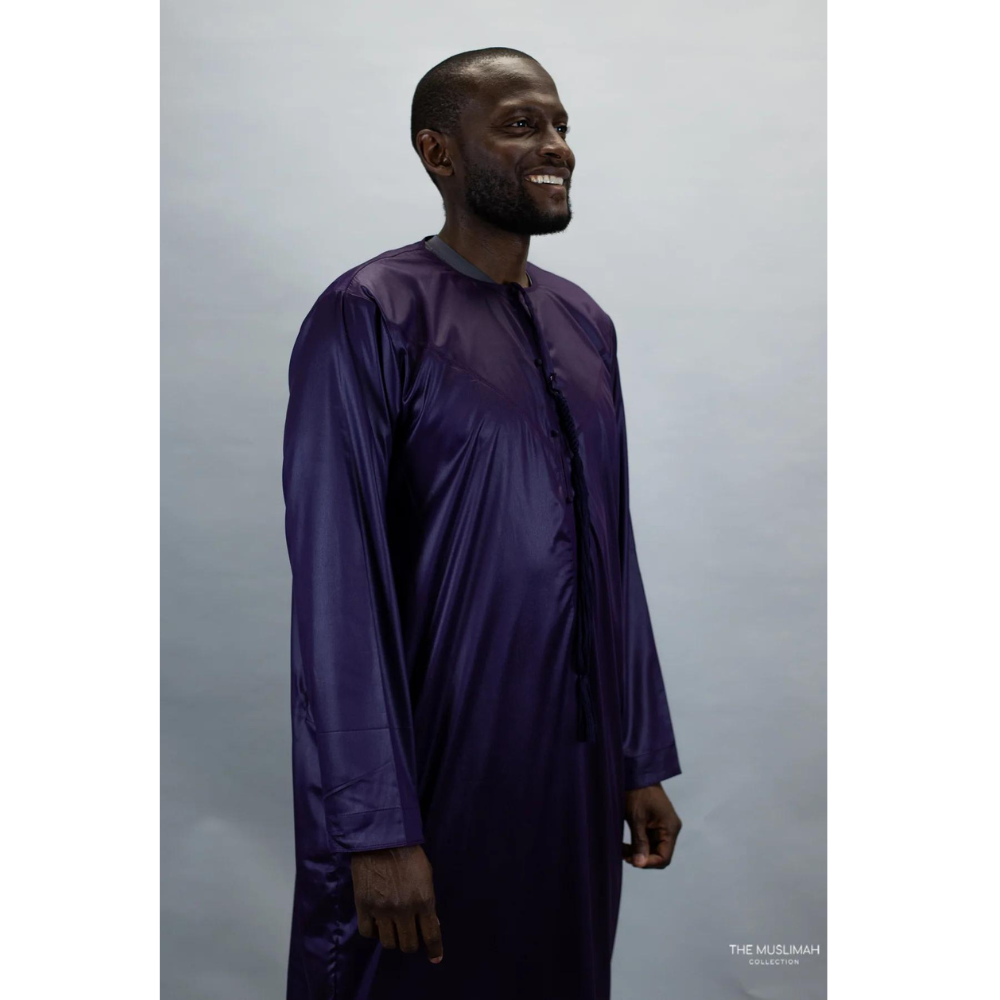 Emirati Thobe (Dark Raisin)