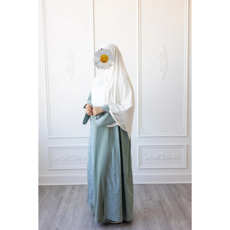 Linen Embroidered Vine Design (Seafoam)