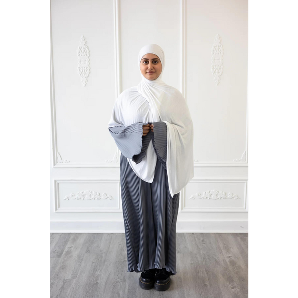 Pleated Plain Abaya (Everest)