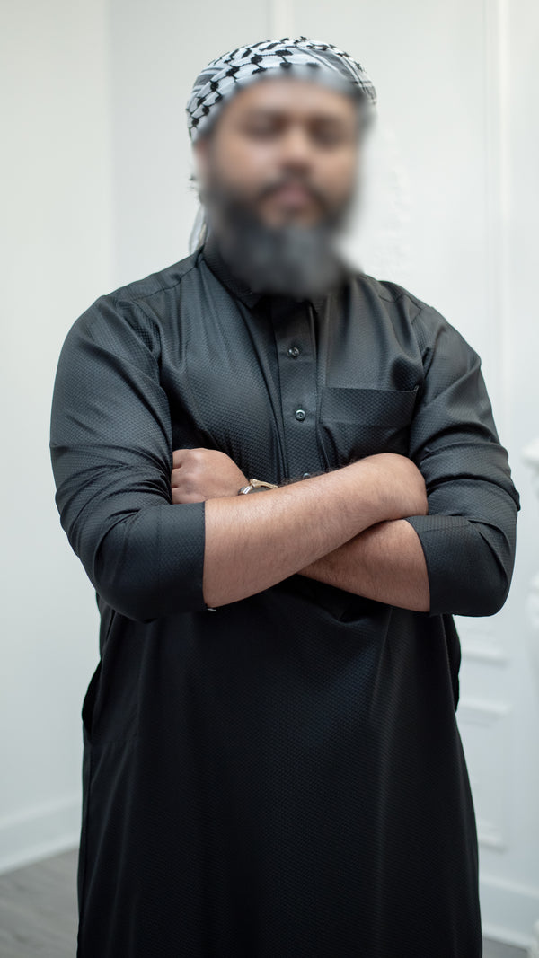 Saudi Collared Thobe Jubbah - Hamza Collection (Electric Black)