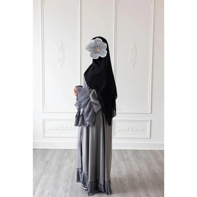 CLEARANCE SALE Ruffle Sleeve Glam Abaya (Grey)