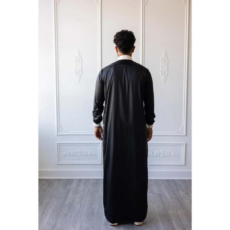 Saudi Collared Thobe Jubbah - Usman Collection (Black & White)