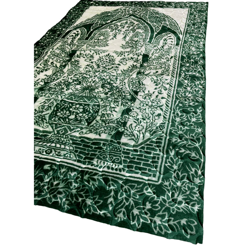 Green & White Circular Oriental Design Prayer Mat