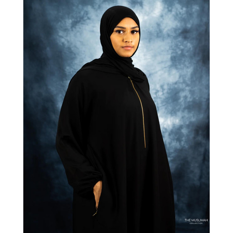 Black Golden Zipper Abaya with Matching Pockets for Breastfeeding