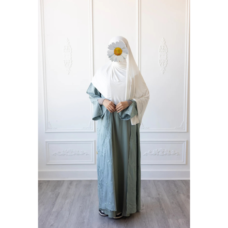 Linen Embroidered Vine Design (Seafoam)