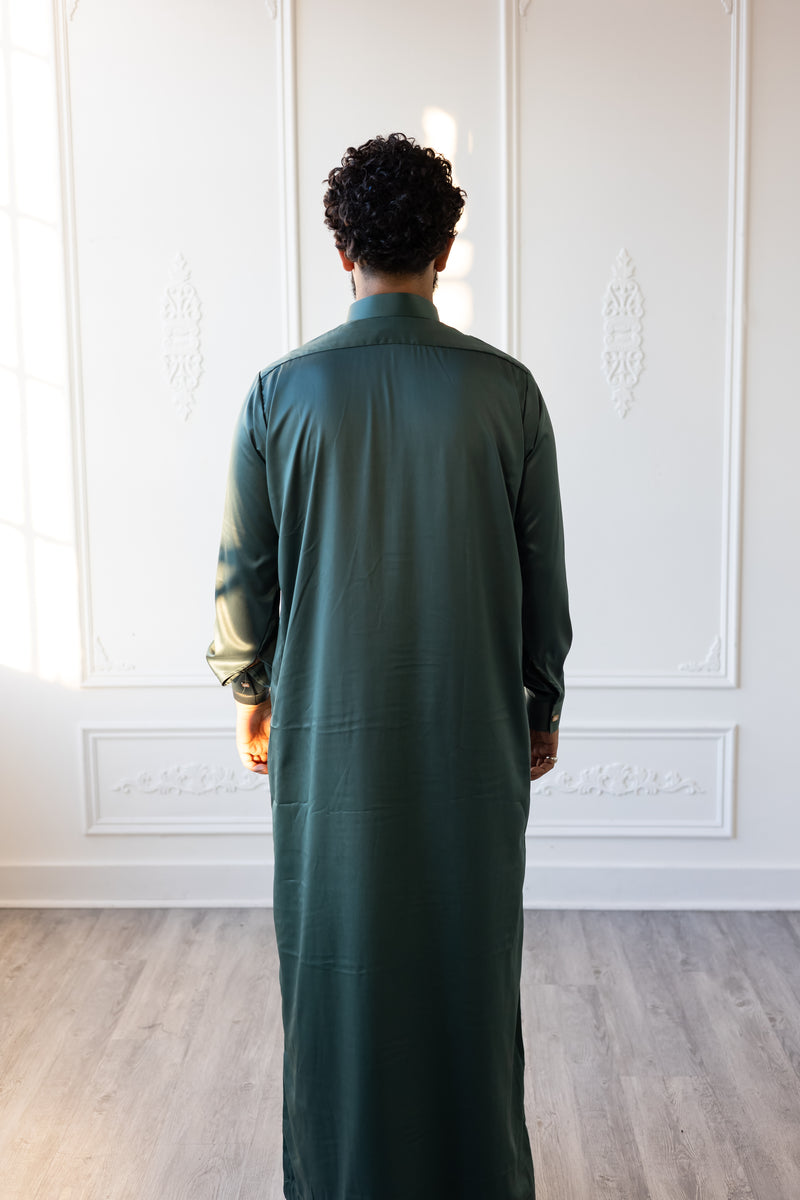 Omar Collection - Saudi Collar Thobe with Golden Buttons - Kaitoke