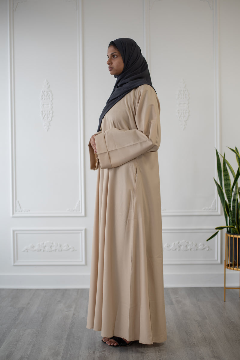Umm Salama Cotton Blend Loose Fit Abaya (Eggshell)