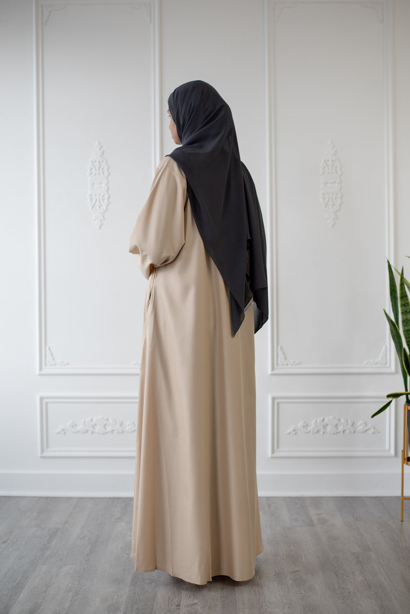 Umm Salama Cotton Blend Loose Fit Abaya (Eggshell)