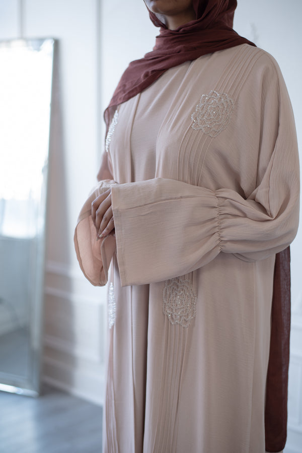Hayati Peony Glam Abaya (Beige)