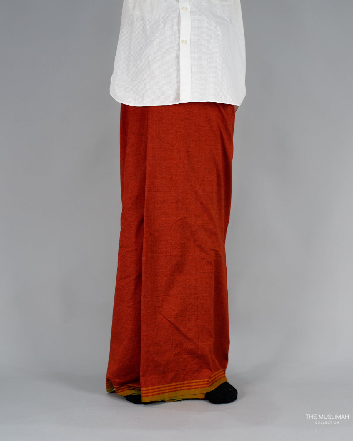 Scarlett Red Cotton Izaar Lungi Sarong Saram